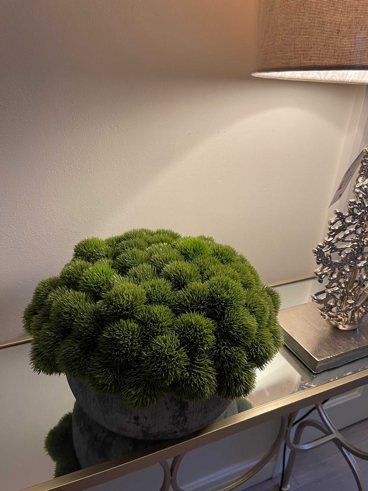 Seedheads in dark brown/grey Ceramic Bowl