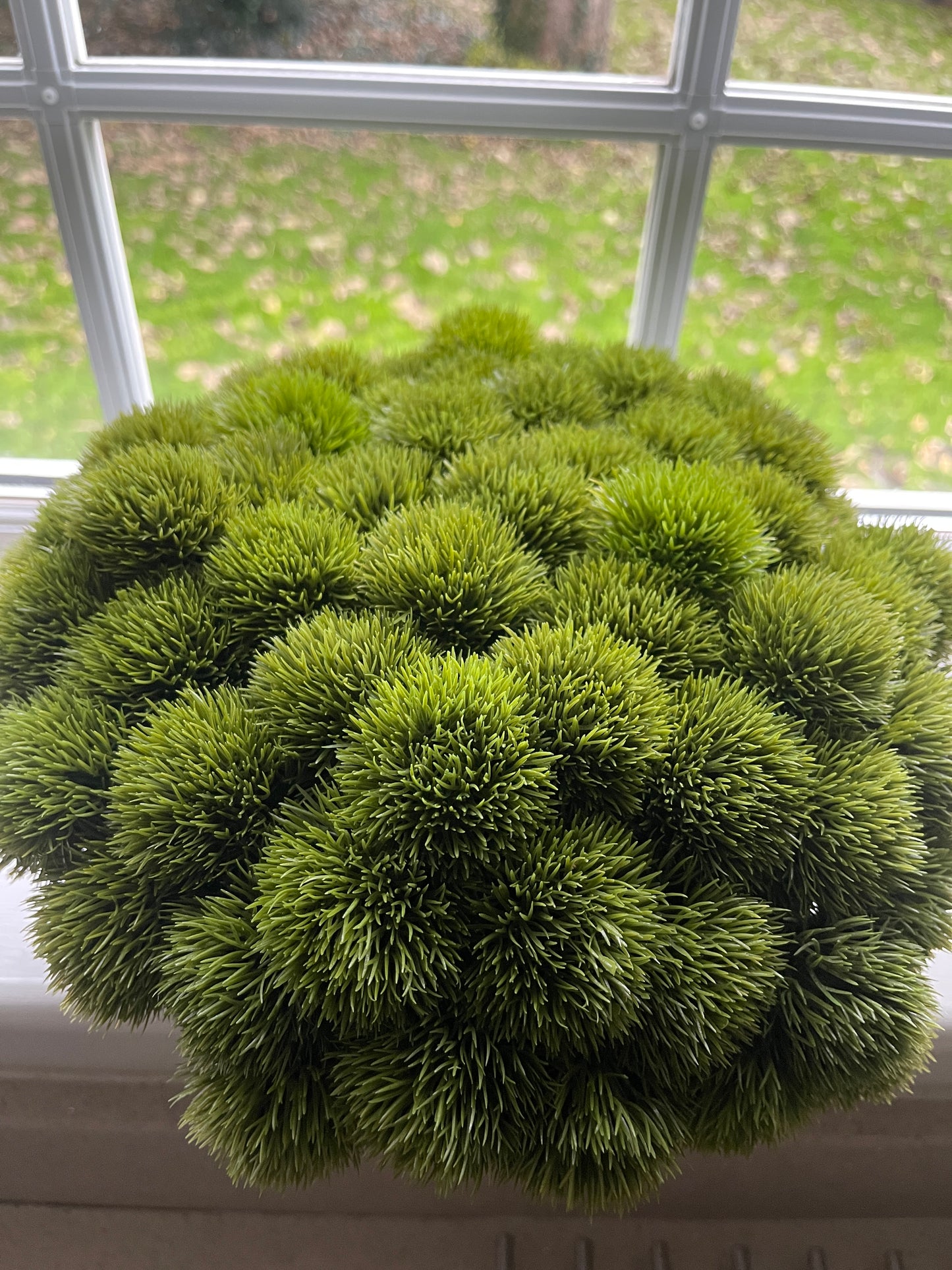 Seedheads in dark brown/grey Ceramic Bowl