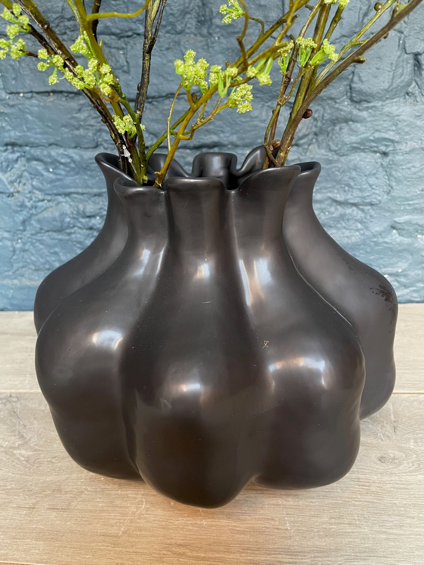 Black Bulb Vase